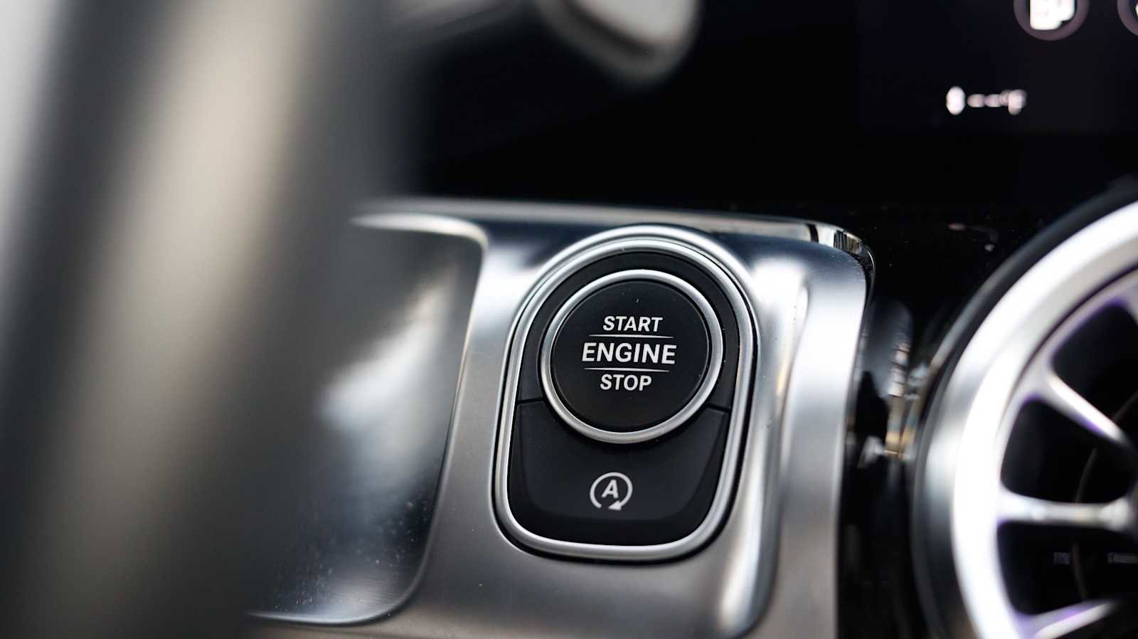 Certified 2023 Mercedes-Benz GLB 250 4MATIC image 41