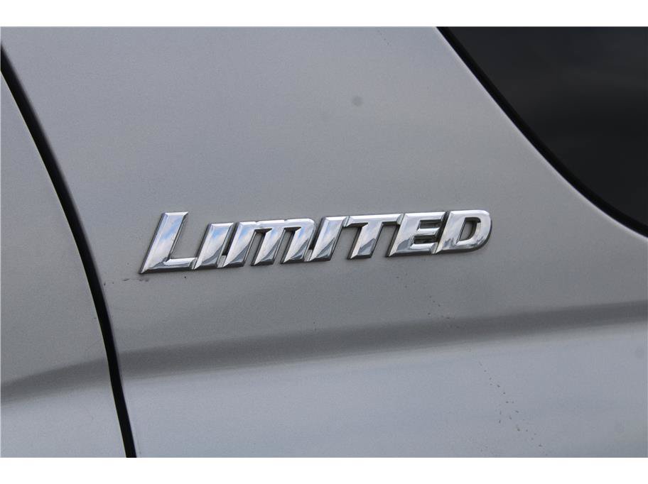 Used 2001 Toyota Sequoia Limited RWD image 32