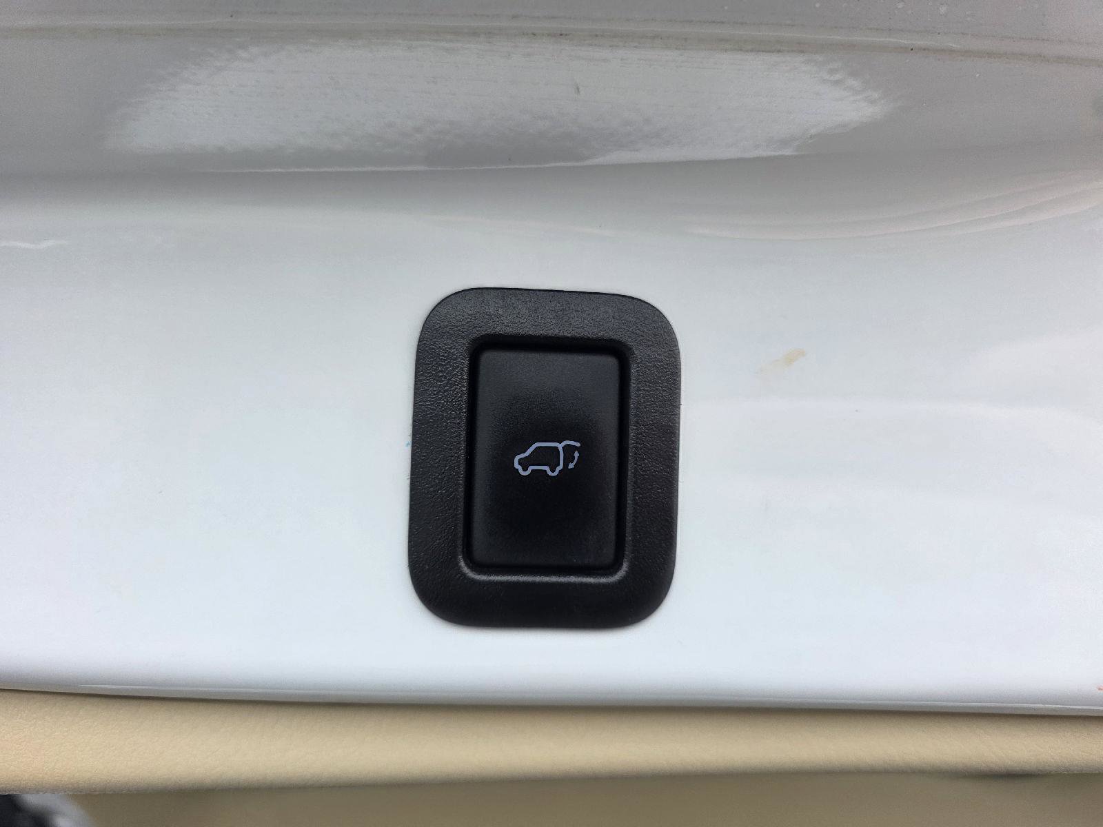 Used 2019 Toyota Highlander Limited image 34