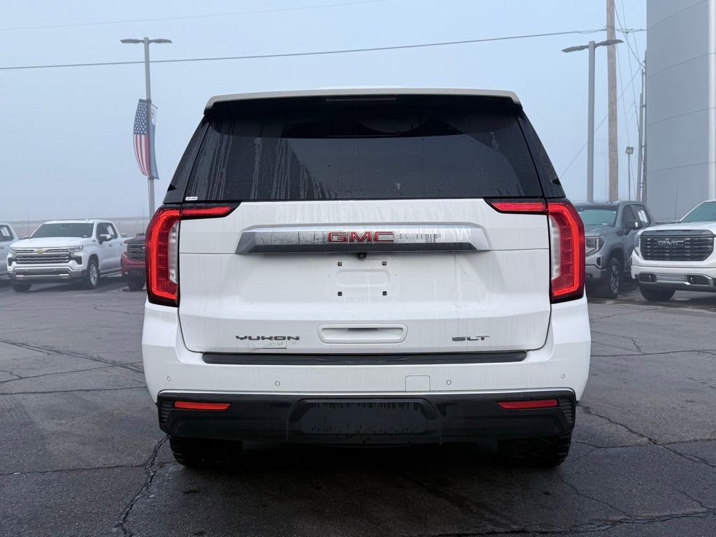 Used 2022 GMC Yukon SLT w/ SLT Premium Package image 6
