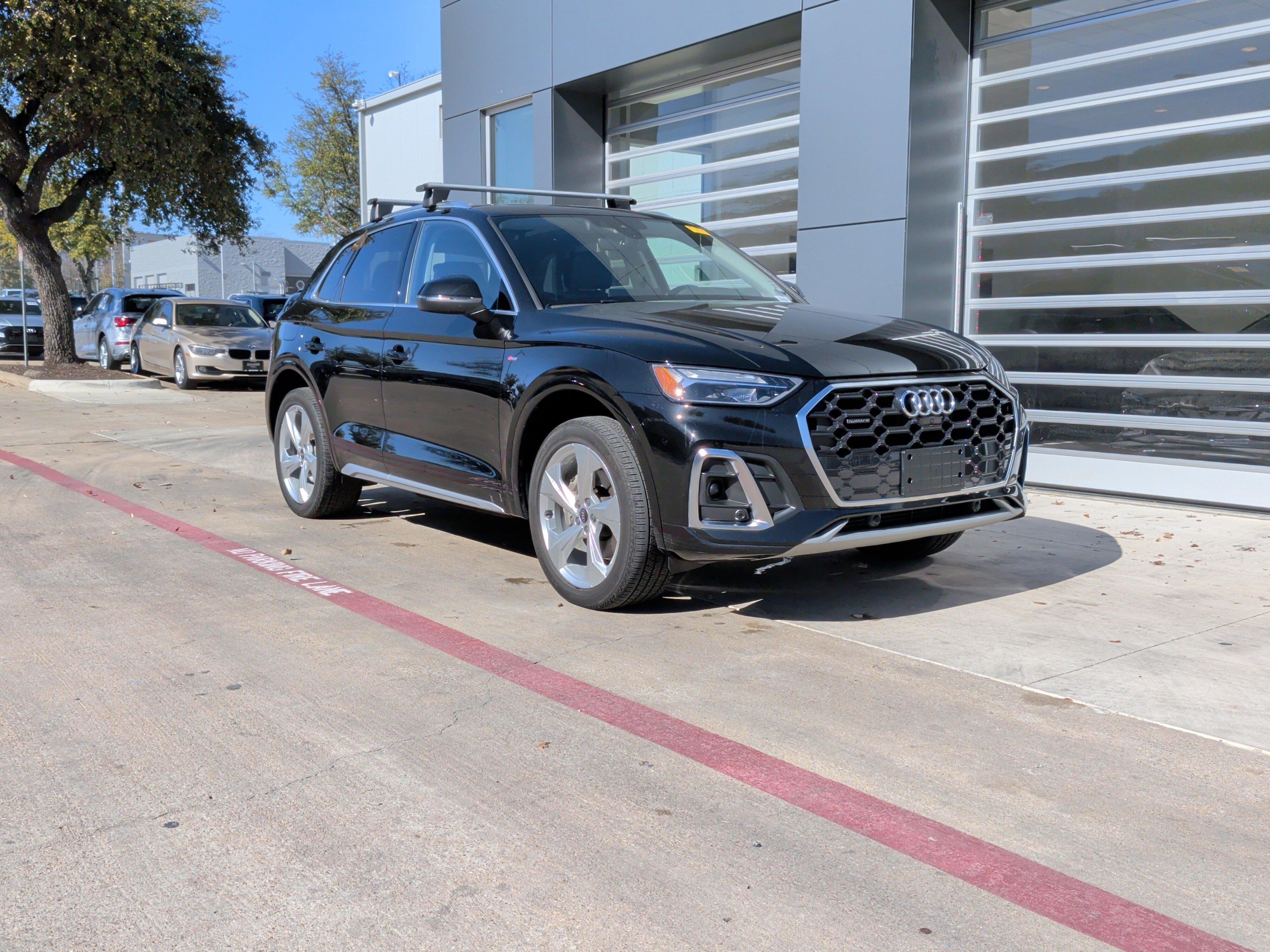 Used 2023 Audi Q5 2.0T Premium Plus w/ Premium Plus Package image 2