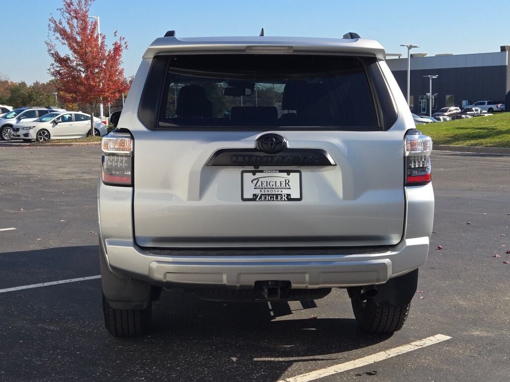 Used 2023 Toyota 4Runner TRD Off-Road Premium w/ Off Road Premium Plus Package AWD/4WD image 14