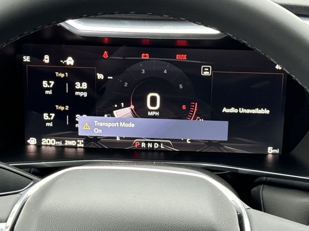 New 2026 GMC Canyon Elevation w/ Convenience Package image 17