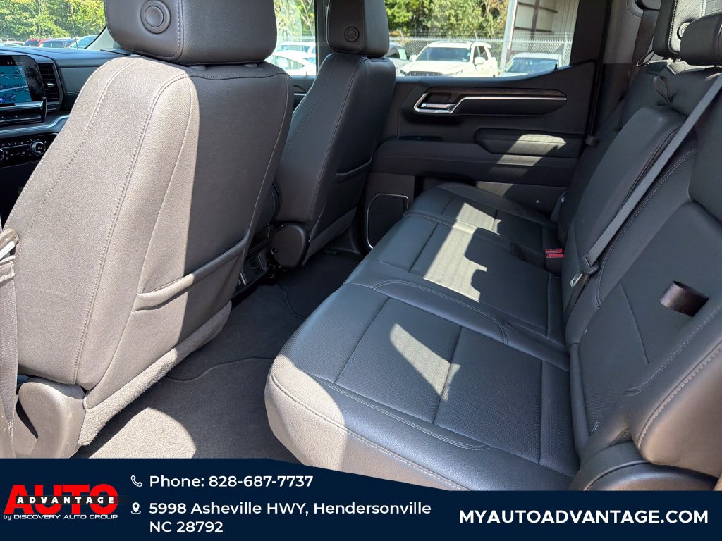 Used 2025 GMC Sierra 1500 SLT AWD/4WD image 27