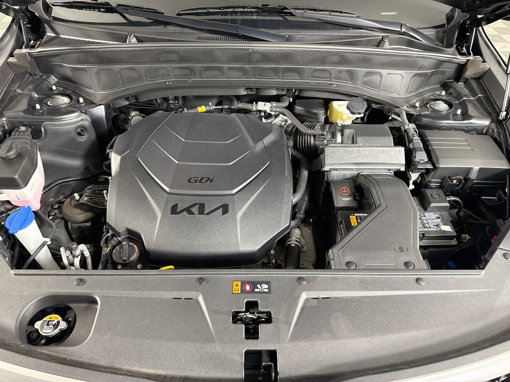 Used 2024 Kia Telluride EX w/ EX Captain's Chair Package FWD image 39