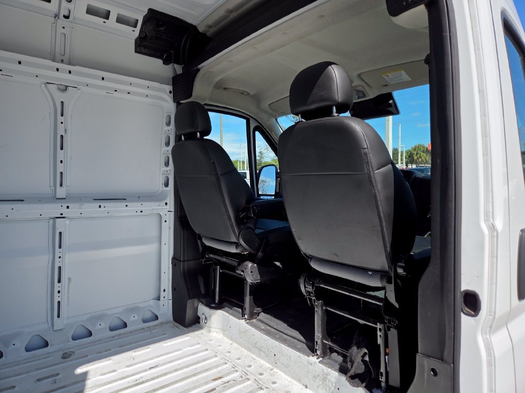 Used 2024 RAM ProMaster 2500 w/ Convenience Group FWD image 17