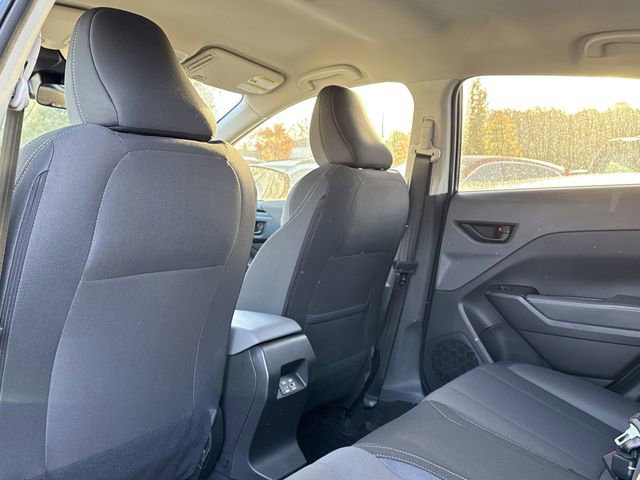 Used 2025 Subaru Crosstrek 2.0i Premium image 13