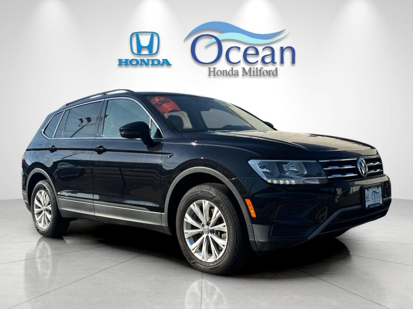 Used 2019 Volkswagen Tiguan SE AWD/4WD image 1
