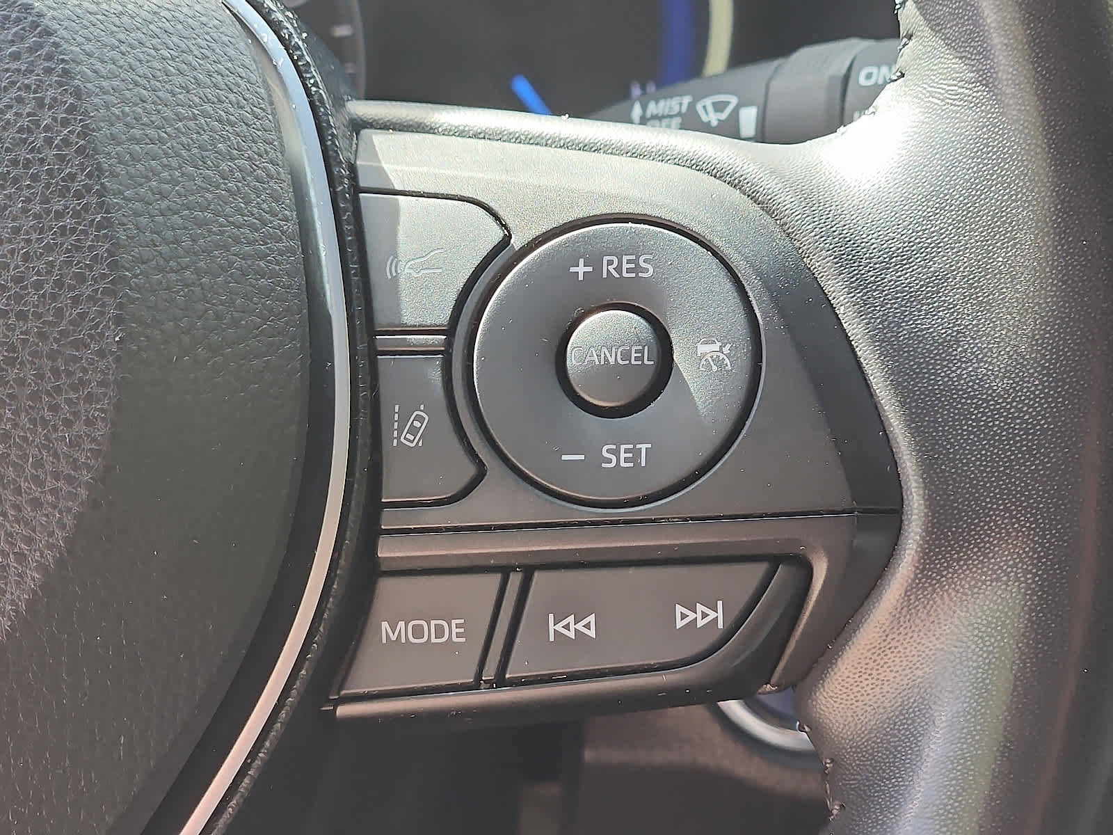 Used 2019 Toyota RAV4 XSE image 23