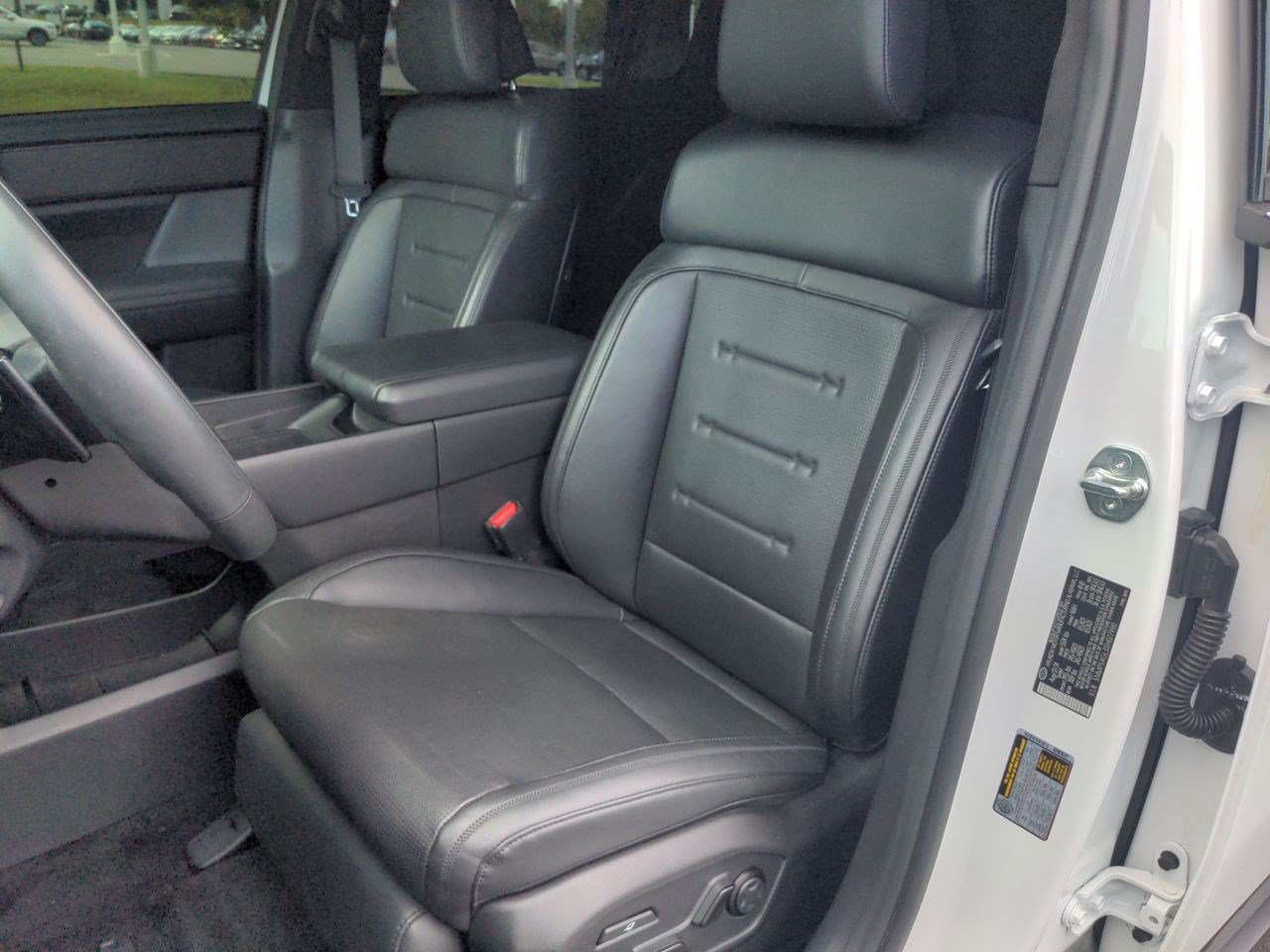 Used 2025 Hyundai Santa Fe Calligraphy FWD image 38