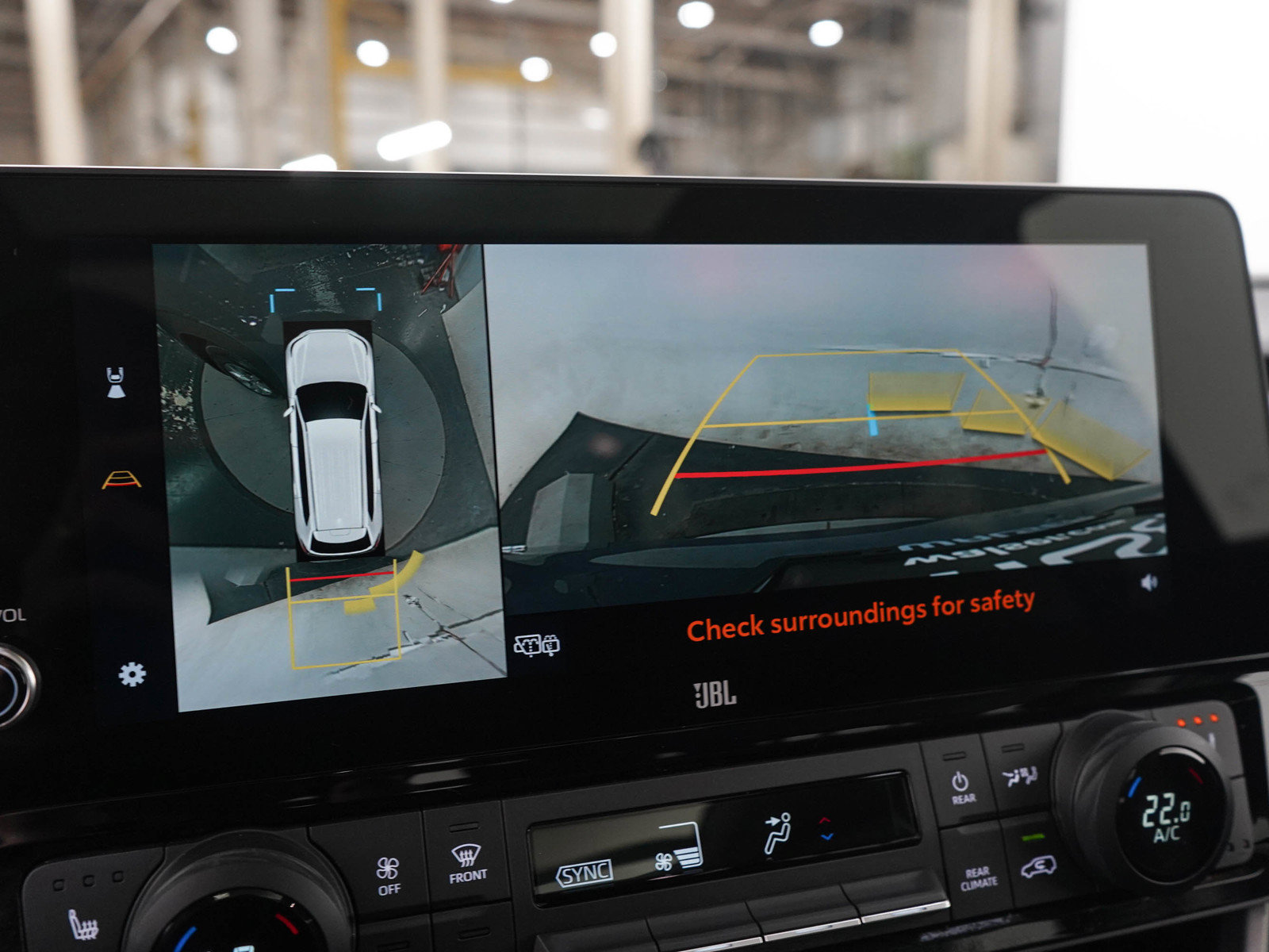 Used 2024 Toyota Grand Highlander AWD image 32