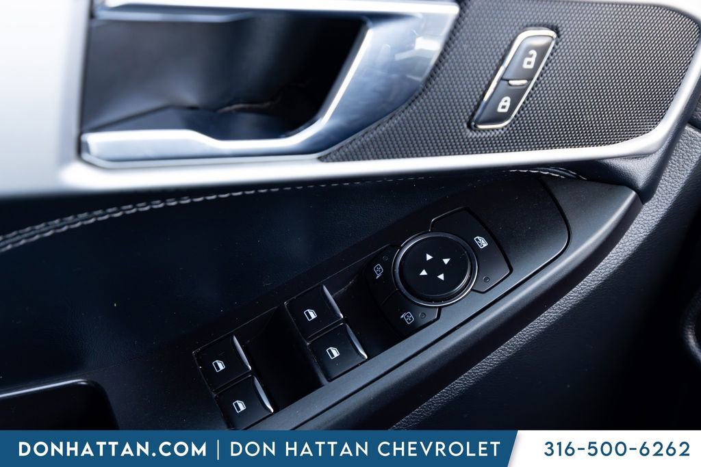 Used 2020 Ford Explorer XLT w/ Equipment Group 202A RWD image 11