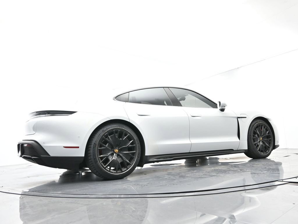 Certified 2022 Porsche Taycan GTS image 49