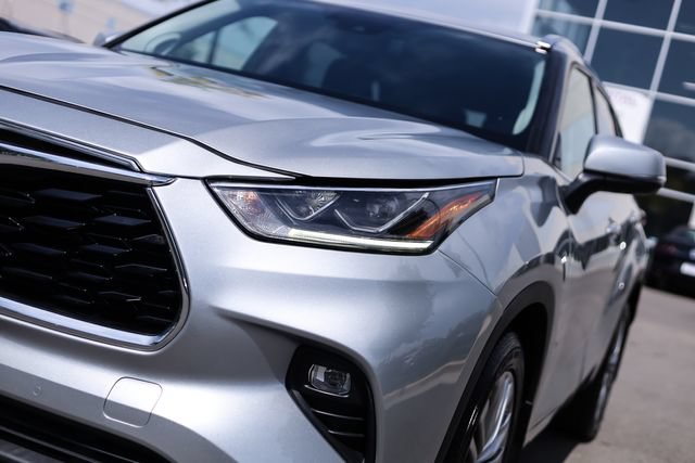 Used 2020 Toyota Highlander Platinum AWD/4WD image 13