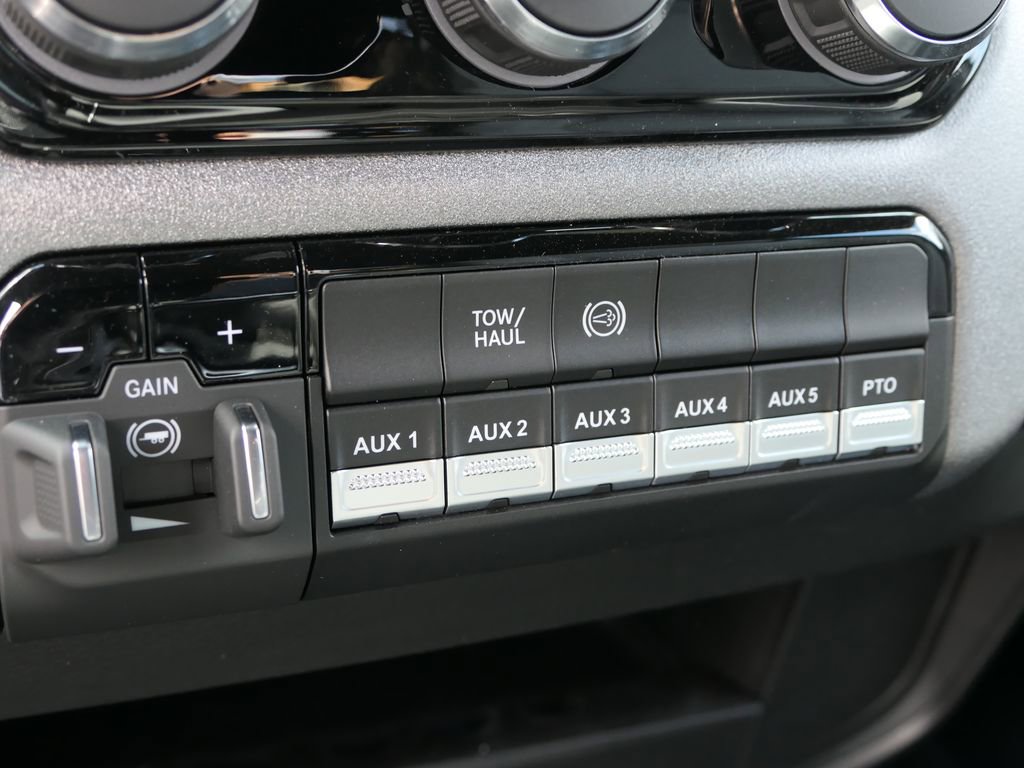 New 2026 RAM 3500 Tradesman image 16