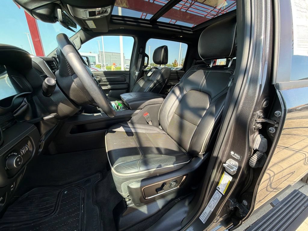 Used 2024 RAM 1500 Limited AWD/4WD image 12