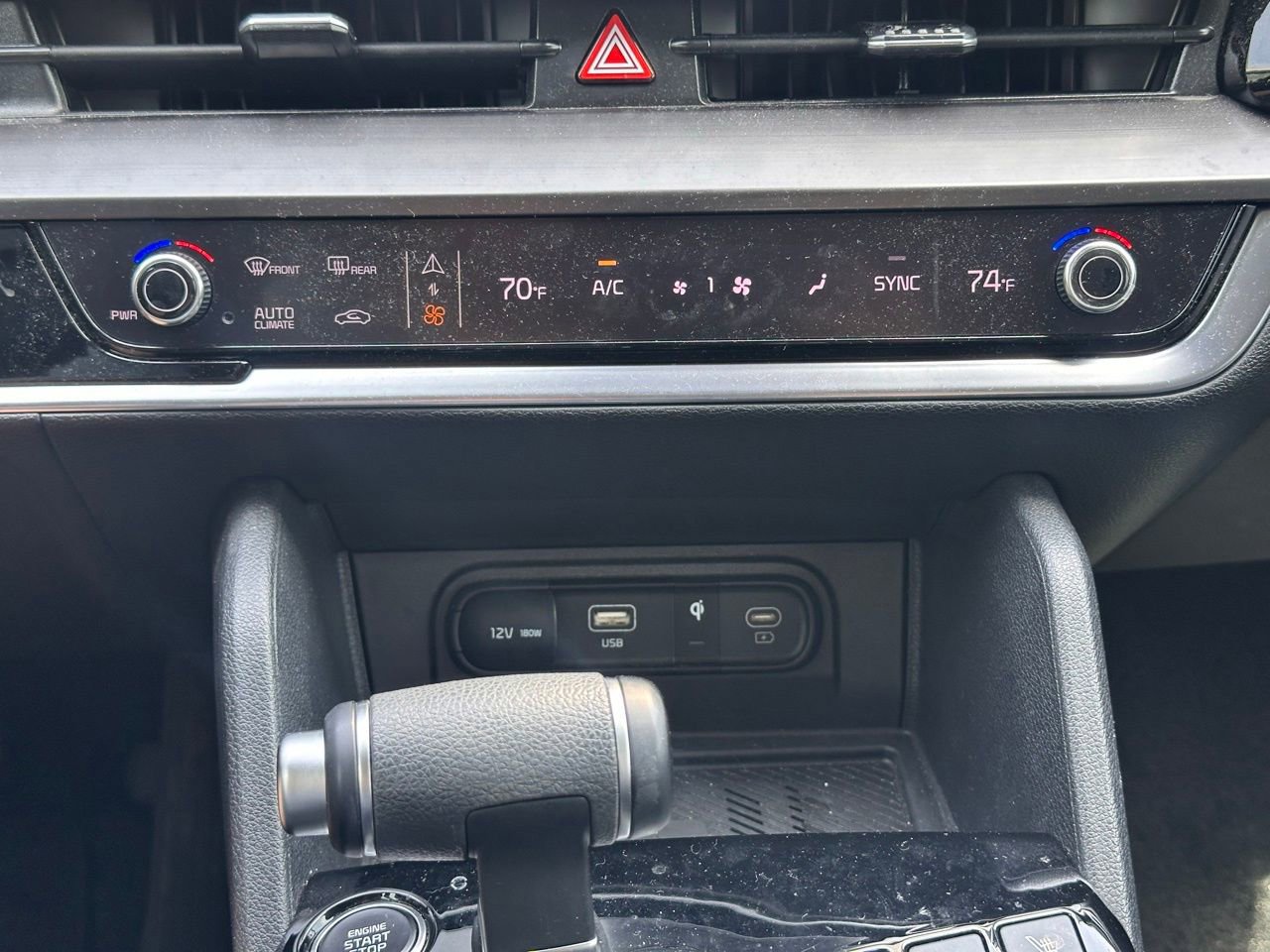 Used 2025 Kia Sportage EX image 26