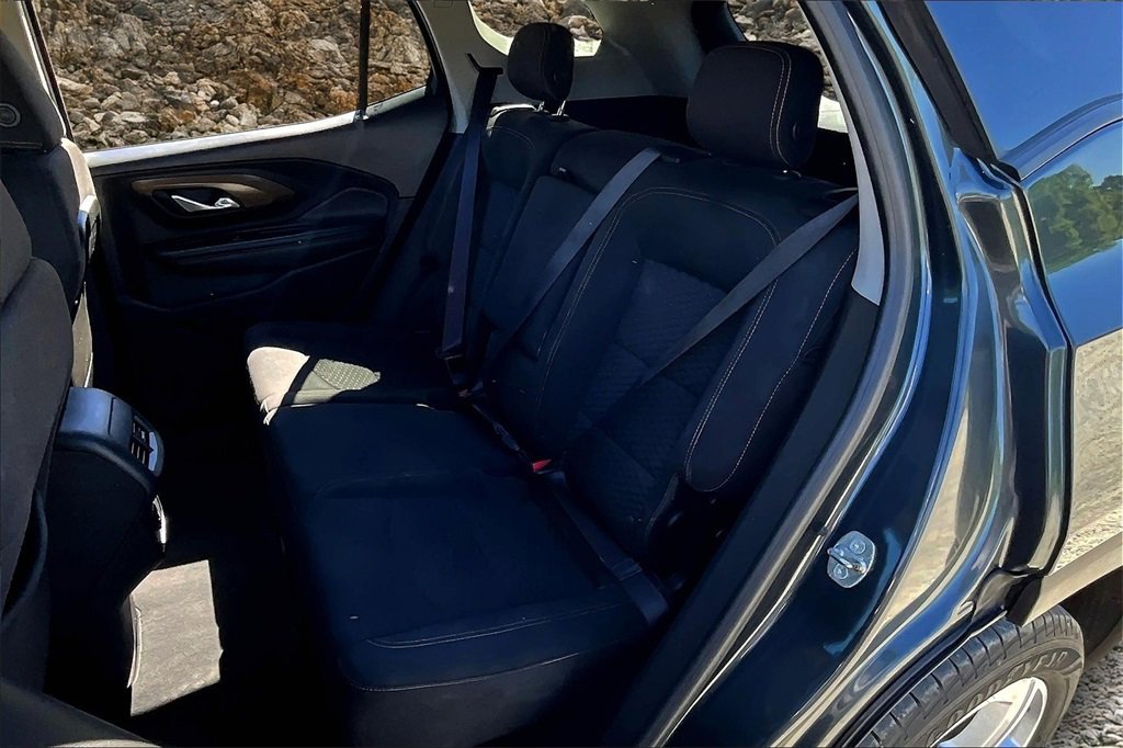 Used 2018 GMC Terrain SLE image 25
