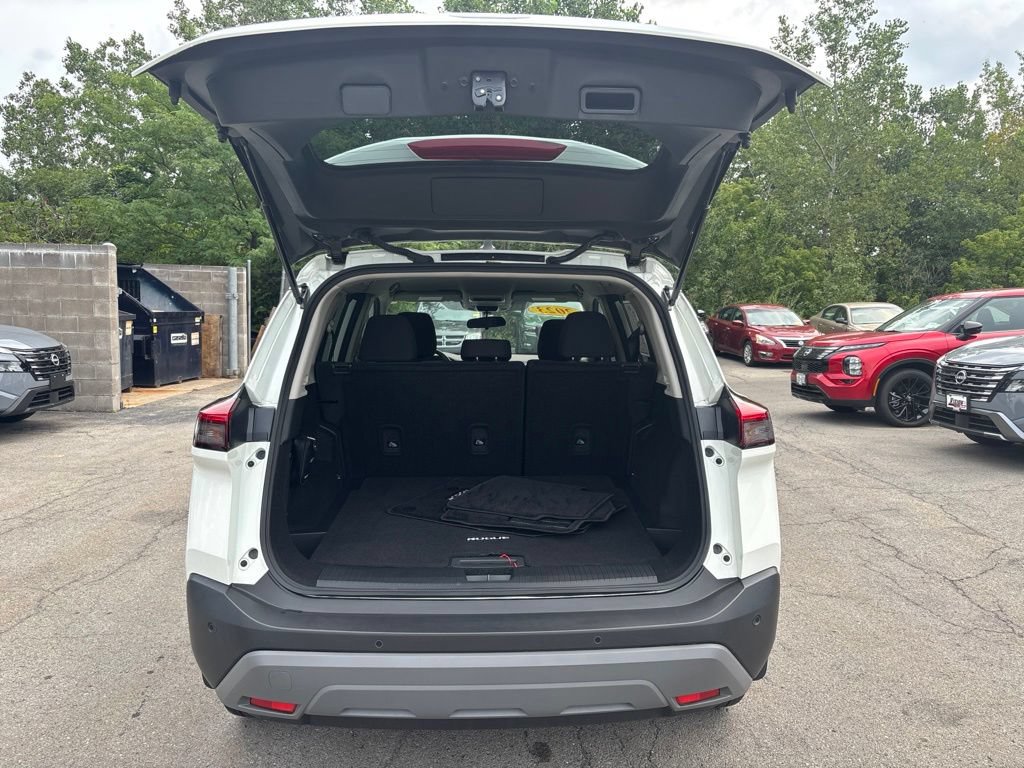 Certified 2023 Nissan Rogue S AWD/4WD image 7