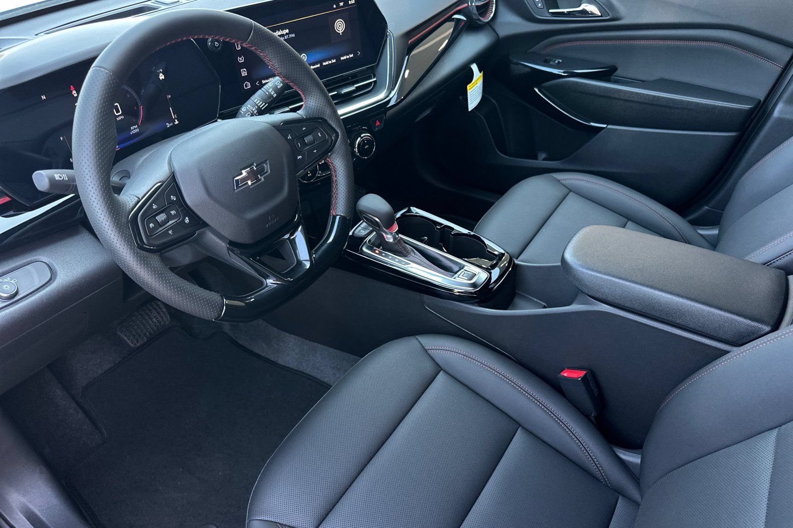New 2026 Chevrolet Trax RS w/ Driver Confidence Package FWD image 10