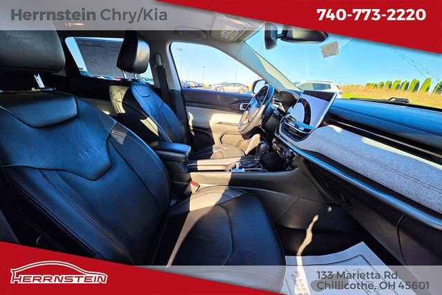 Used 2022 Jeep Compass Latitude AWD/4WD image 25