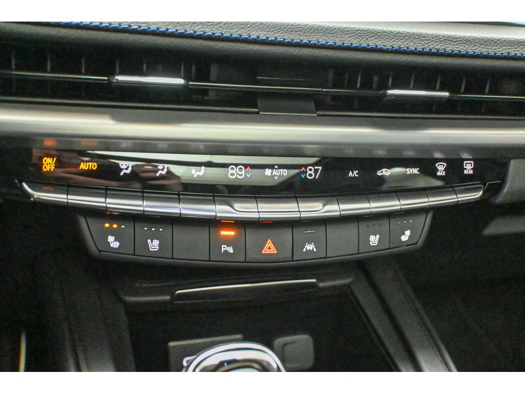 Used 2024 Cadillac XT4 Sport image 43