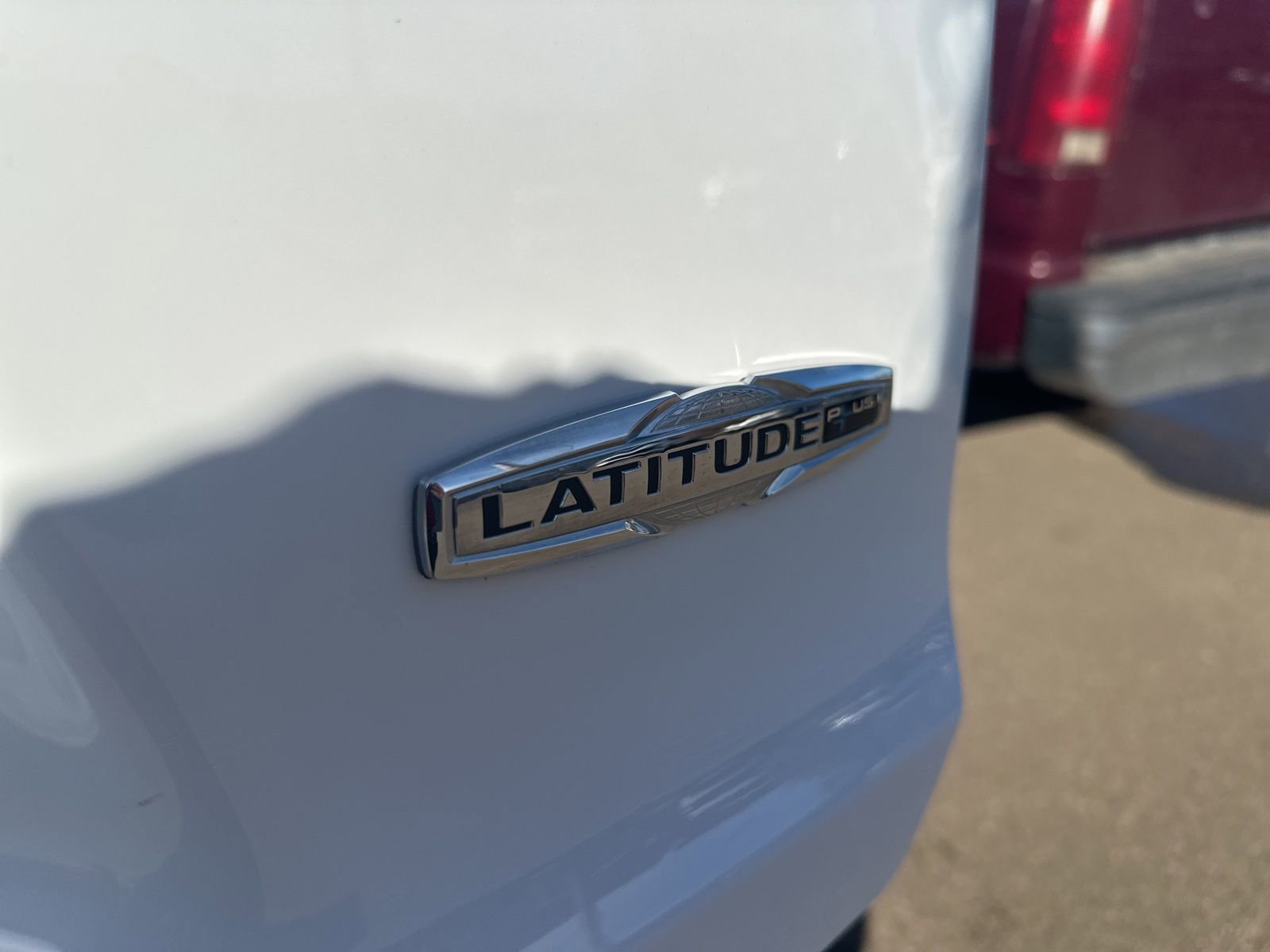 Used 2020 Jeep Cherokee Latitude Plus image 20