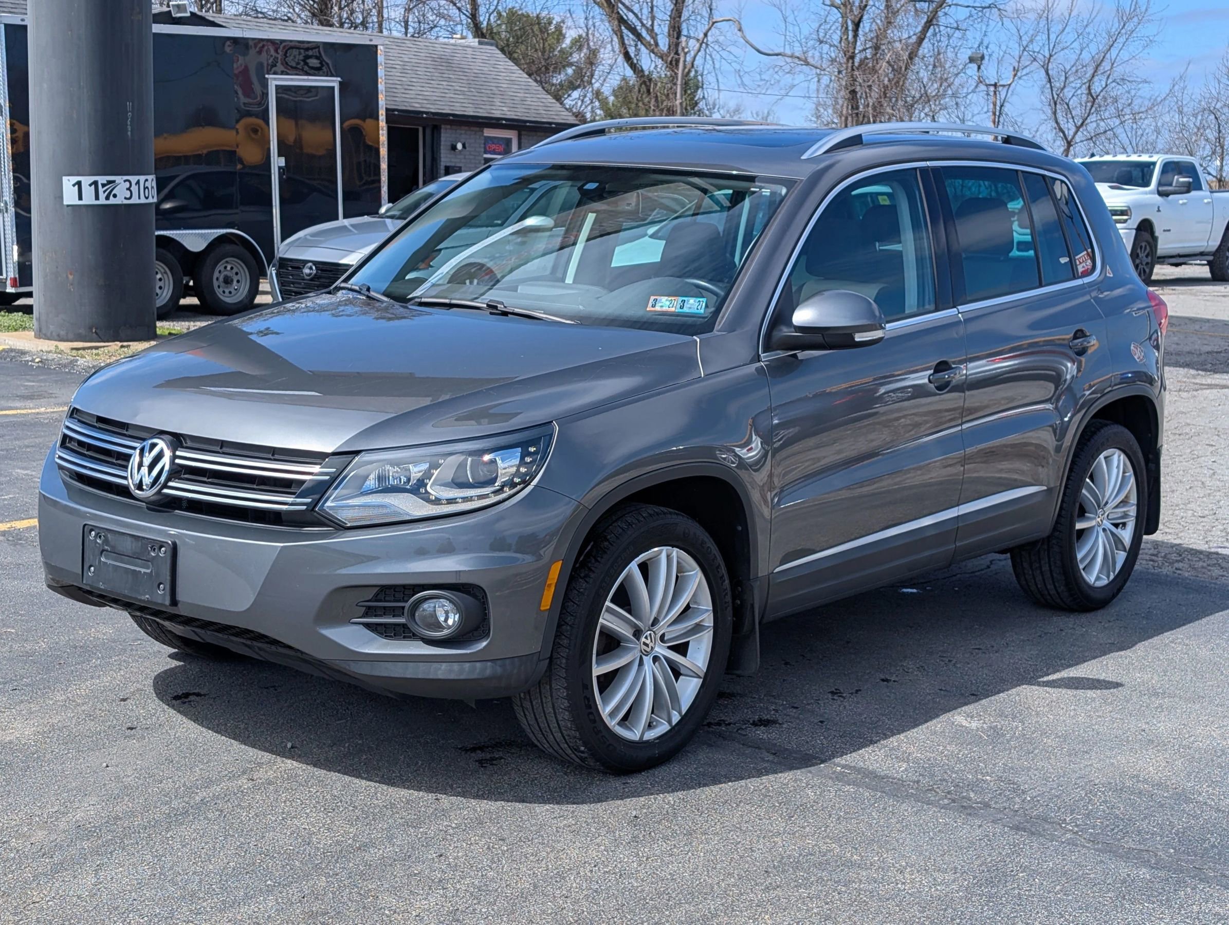 Used 2016 Volkswagen Tiguan SE