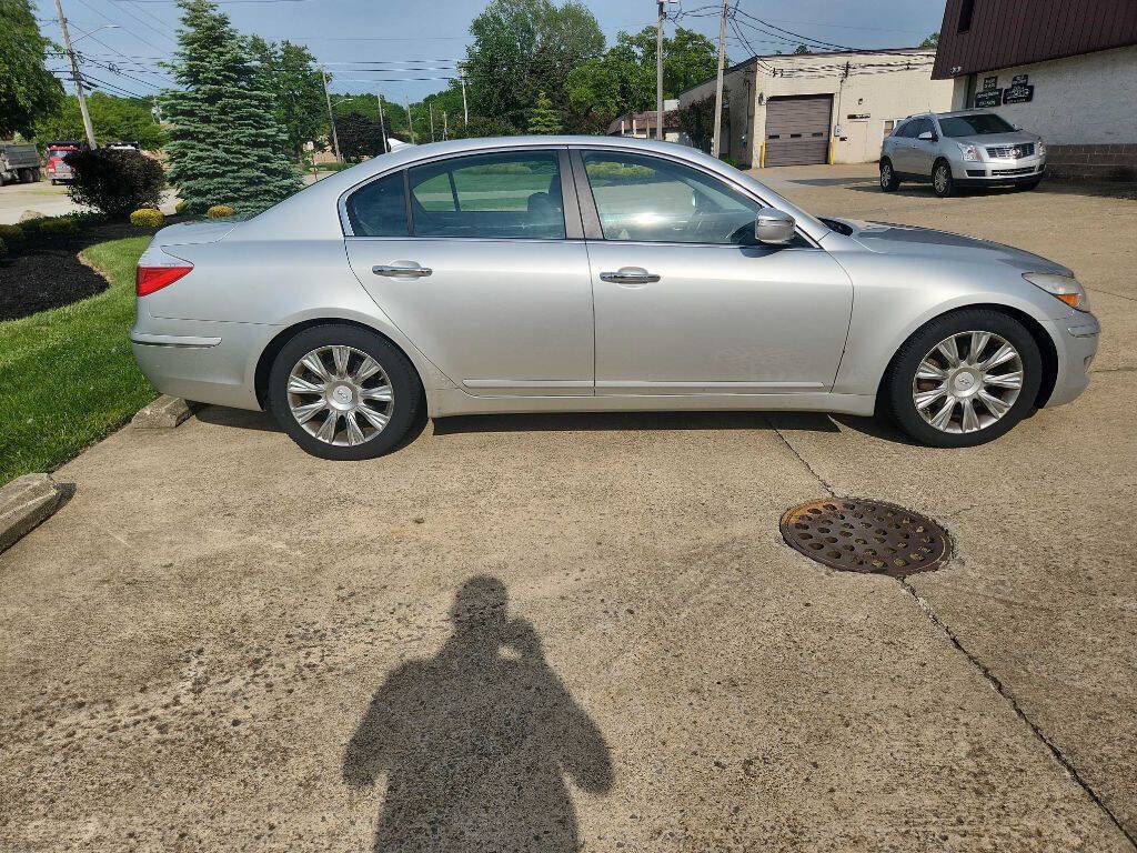 Used 2009 Hyundai Genesis 3.8 w/ Premium Plus Pkg 3 RWD image 9