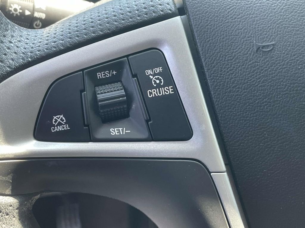 Used 2016 Chevrolet Equinox LT image 19