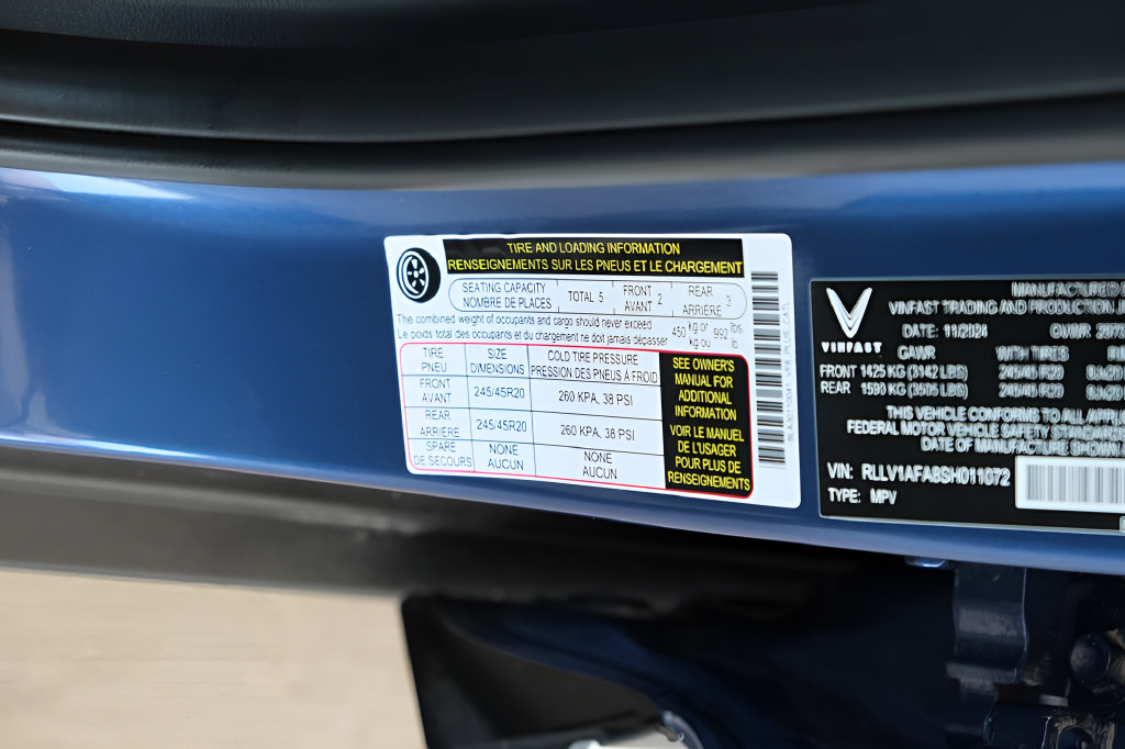 New 2025 VinFast VF 8 Plus AWD/4WD image 37