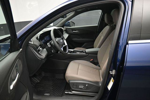 Used 2026 Audi Q3 quattro 2.0T w/ Driver Assistance Package AWD/4WD image 9