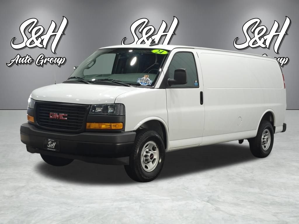 Used 2024 GMC Savana 3500 Extended RWD image 13