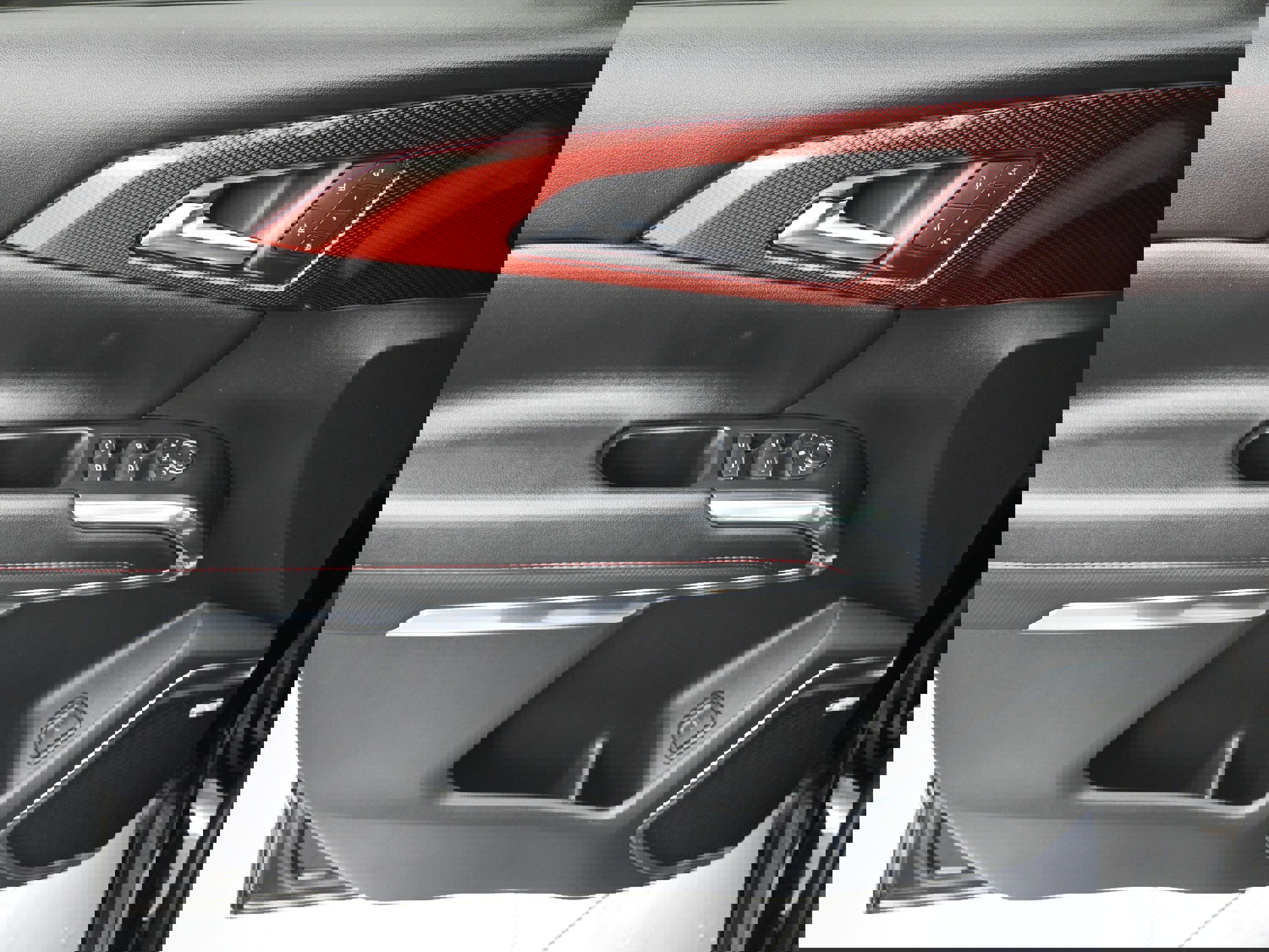 Certified 2024 Chevrolet Traverse RS w/ LPO, Floor Liner Package image 26