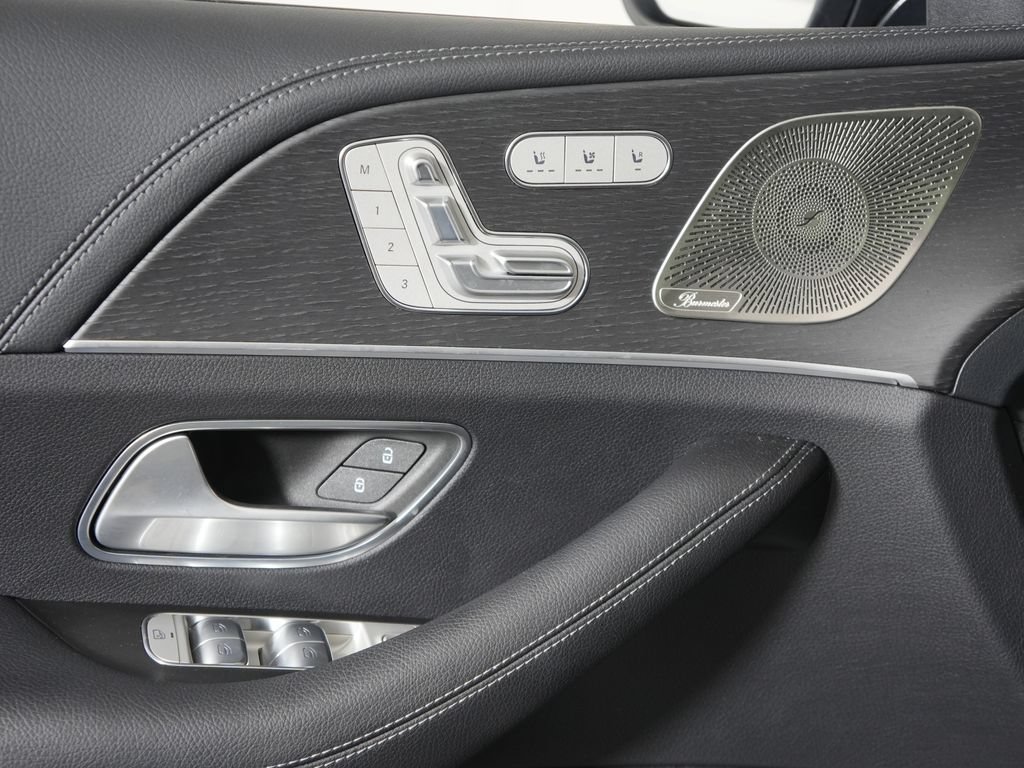 Certified 2025 Mercedes-Benz GLE 580 4MATIC image 31