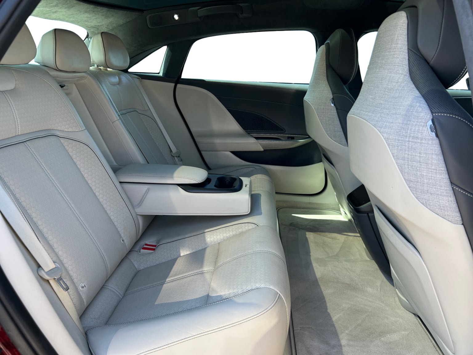 Used 2022 Lucid Air Dream Edition AWD/4WD image 18