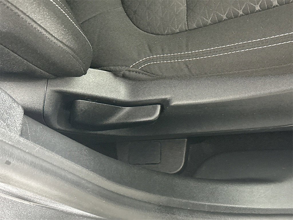 Used 2025 Ford Escape Active image 21