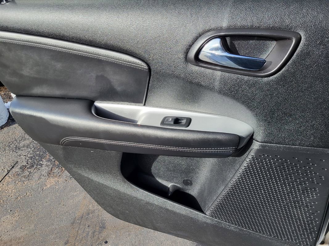 Used 2012 Dodge Journey Crew w/ Trailer Tow Prep Group image 17