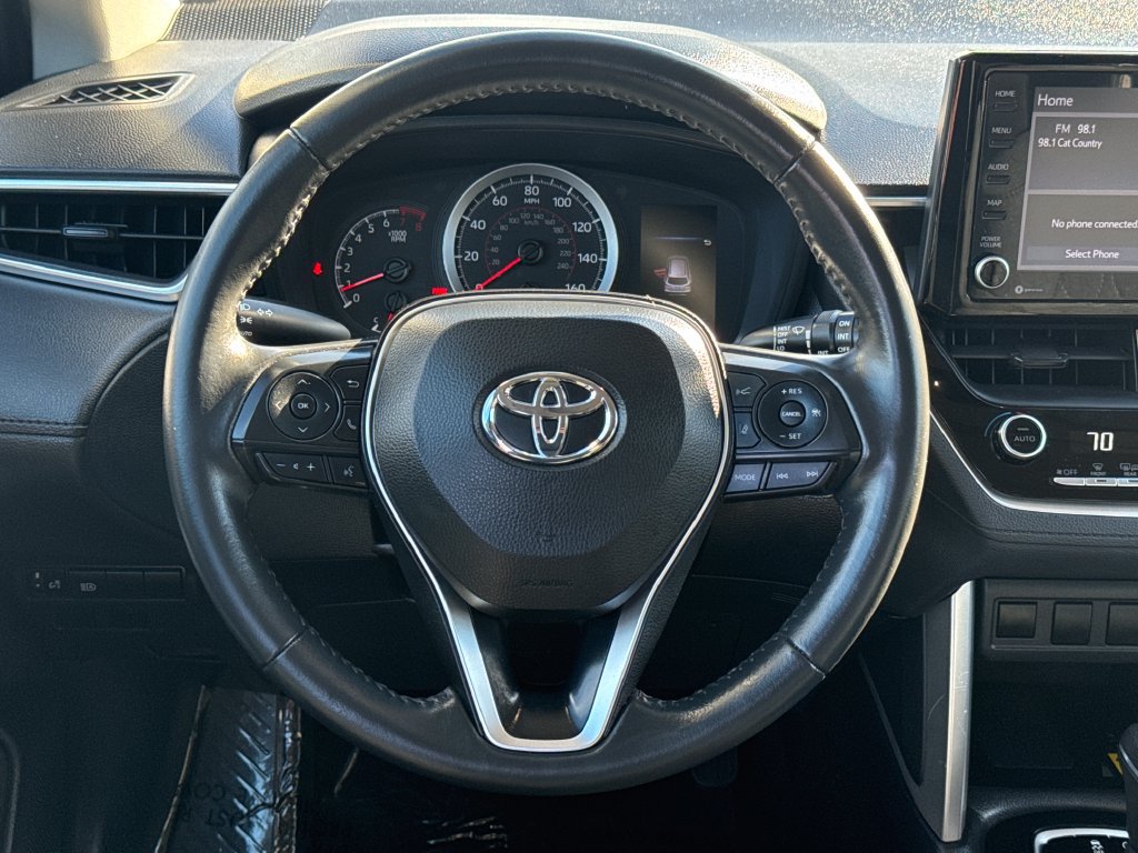 Used 2022 Toyota Corolla Cross LE w/ Moonroof Package AWD/4WD image 13