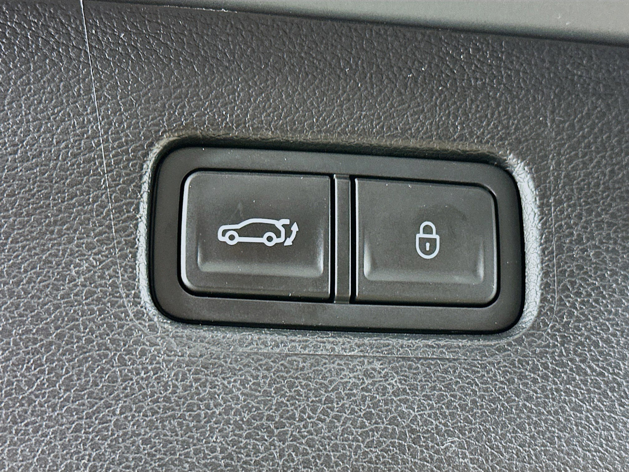 Used 2024 Genesis GV80 2.5T image 29