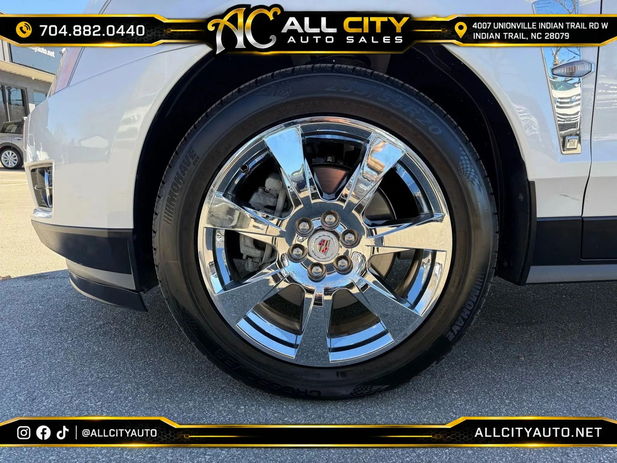 Used 2010 Cadillac SRX Premium FWD image 29