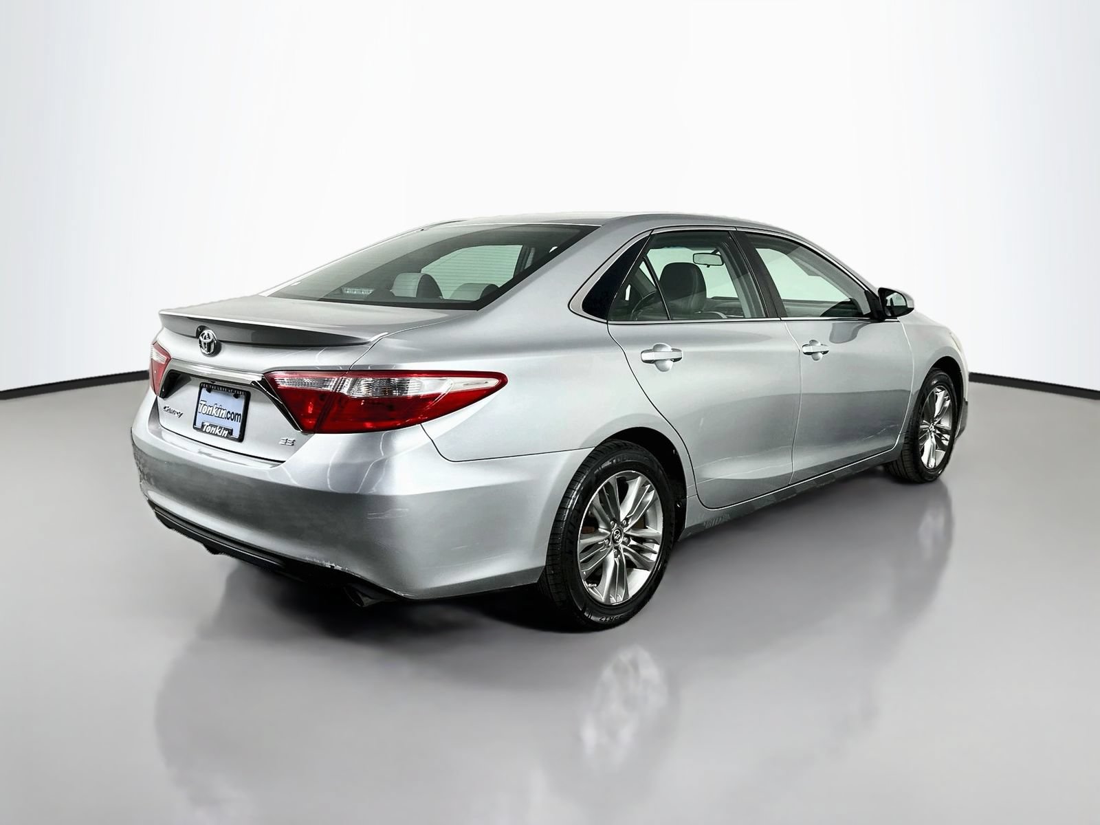 Used 2016 Toyota Camry SE FWD image 7
