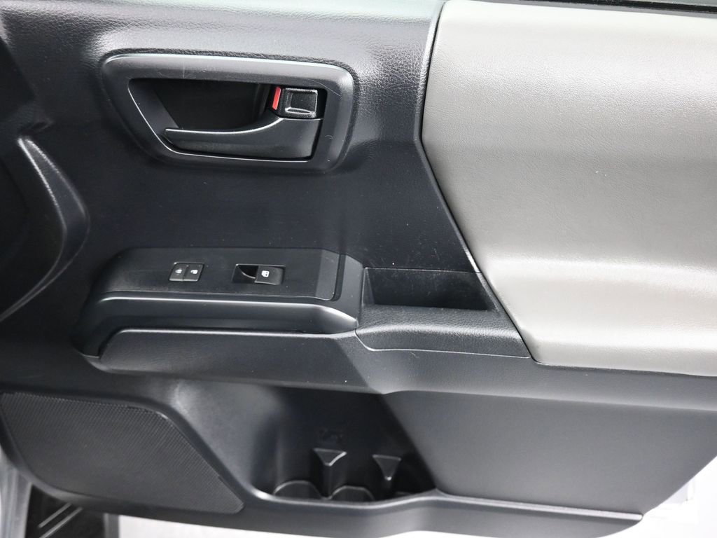 Used 2020 Toyota Tacoma SR w/ SR Convenience Package RWD image 45
