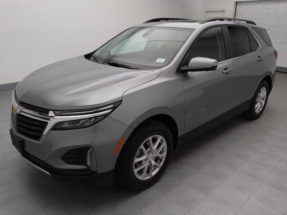 Used 2024 Chevrolet Equinox LT image 2