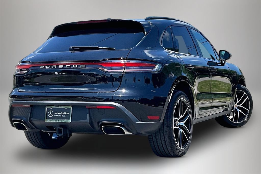 Used 2025 Porsche Macan AWD/4WD image 4