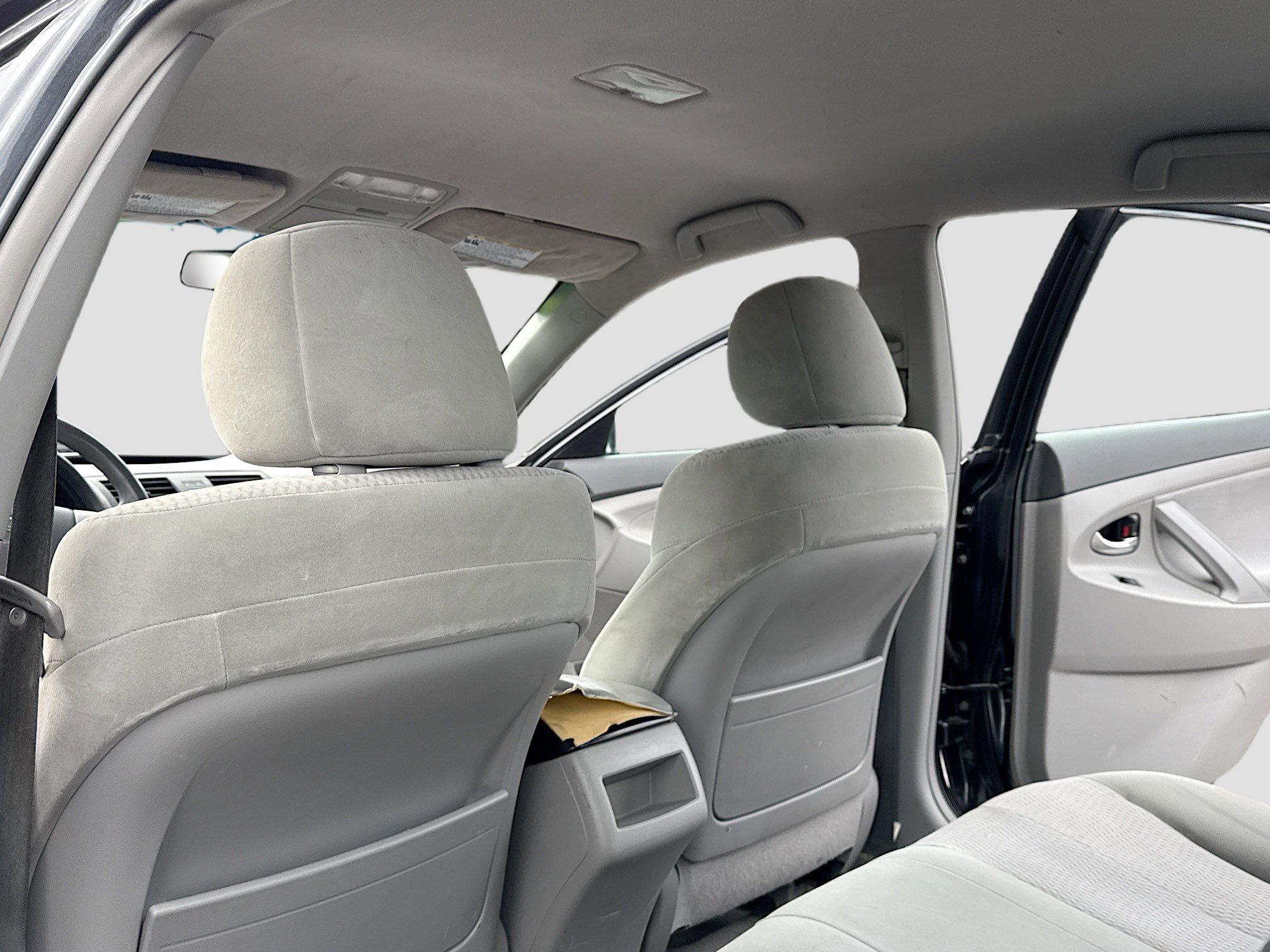 Used 2010 Toyota Camry image 6