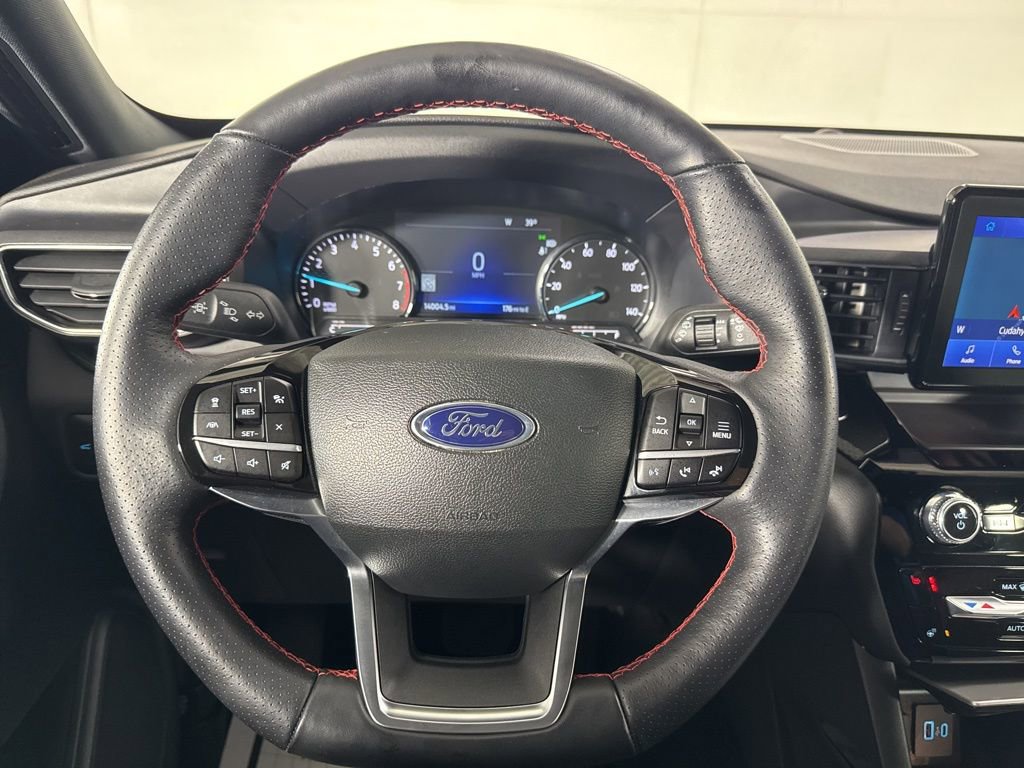 Used 2023 Ford Explorer ST-Line image 23