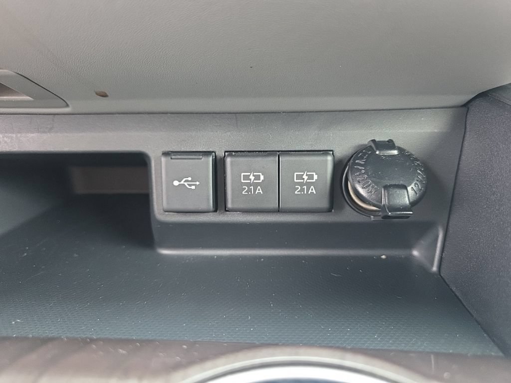 Used 2020 Toyota Highlander Limited AWD/4WD image 27