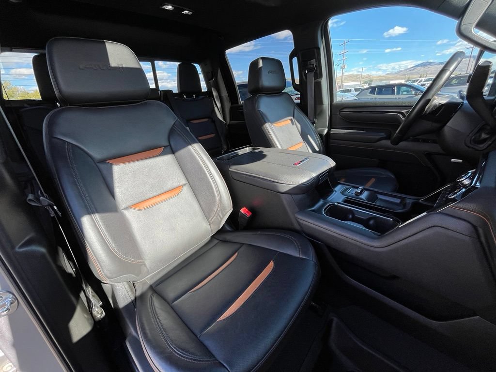 Used 2025 GMC Sierra 3500 AT4 w/ AT4 Premium Plus Package AWD/4WD image 20