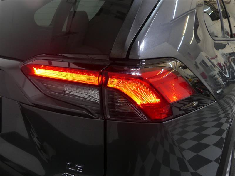 Used 2020 Toyota RAV4 LE w/ All Weather Liner Package AWD/4WD image 15